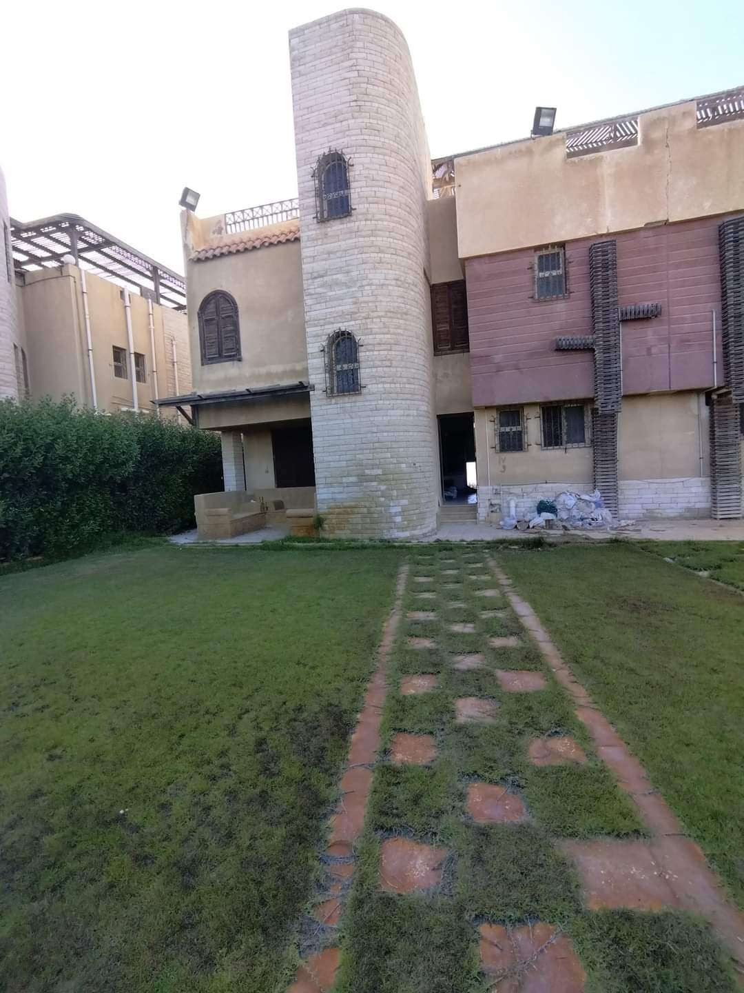 Renzo -   Property 1060