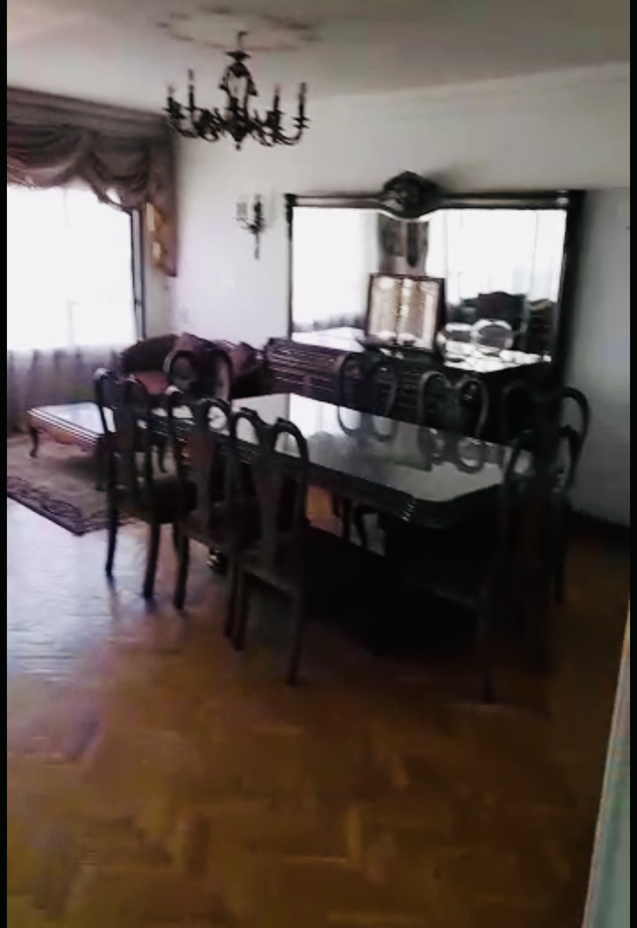 Renzo -   Property 909