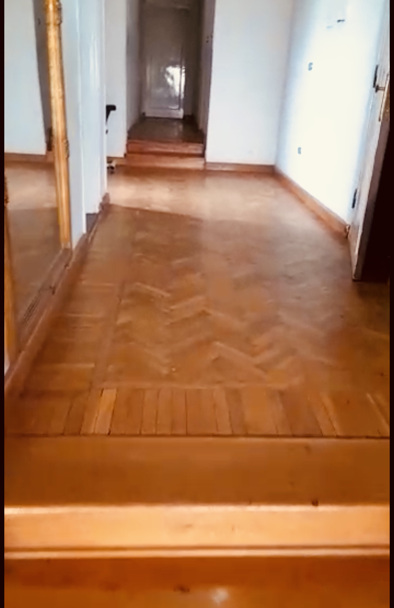 Renzo -   Property 909