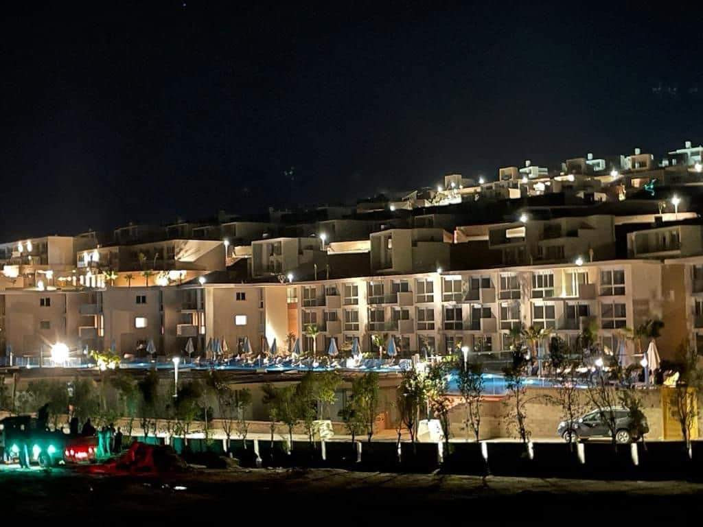 Renzo -   Property 954