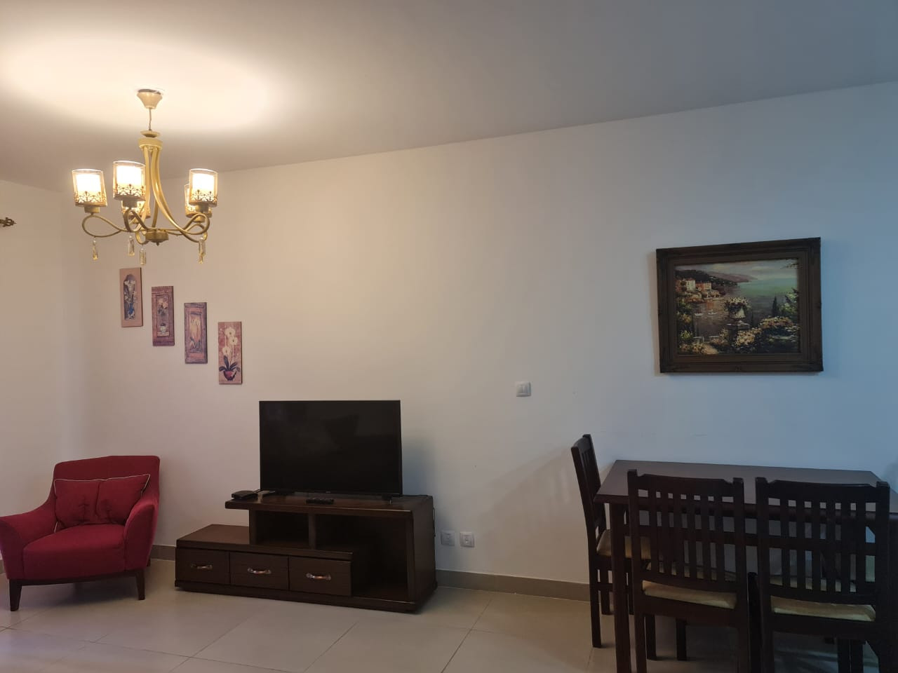 Renzo -   Property 418