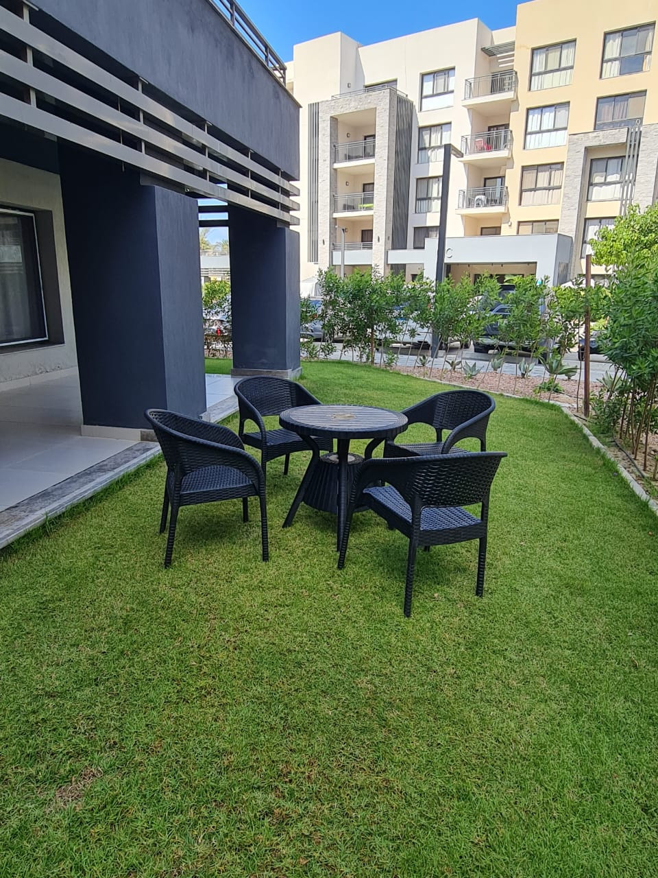 Renzo -   Property 418