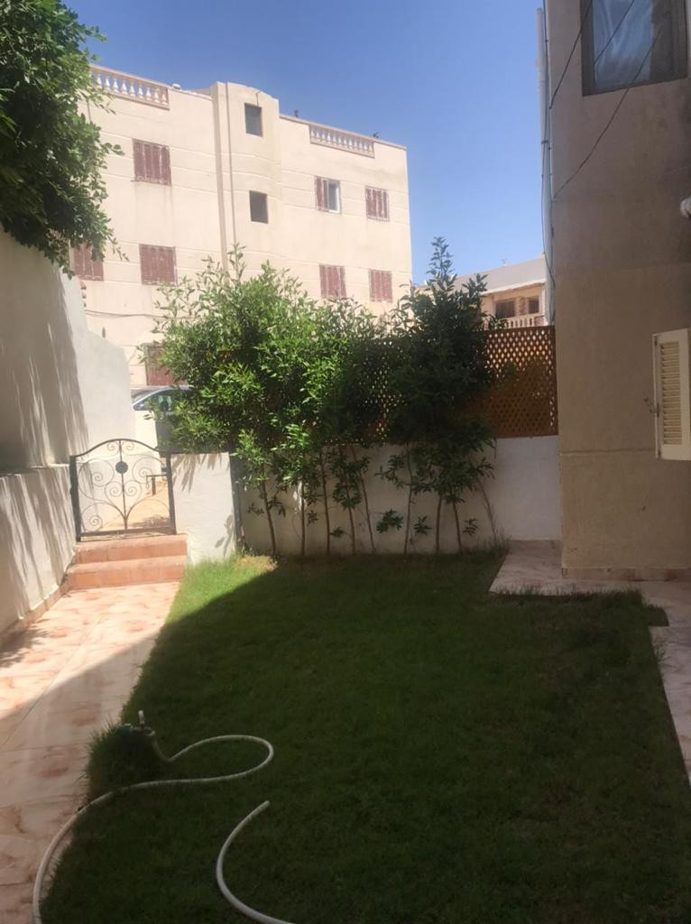 Renzo -   Property 422