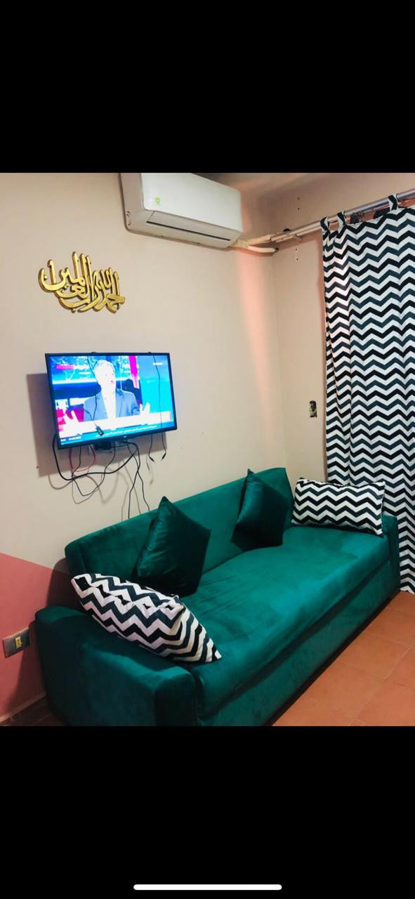 Renzo -   Property 438