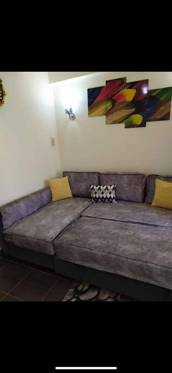 Renzo -   Property 457