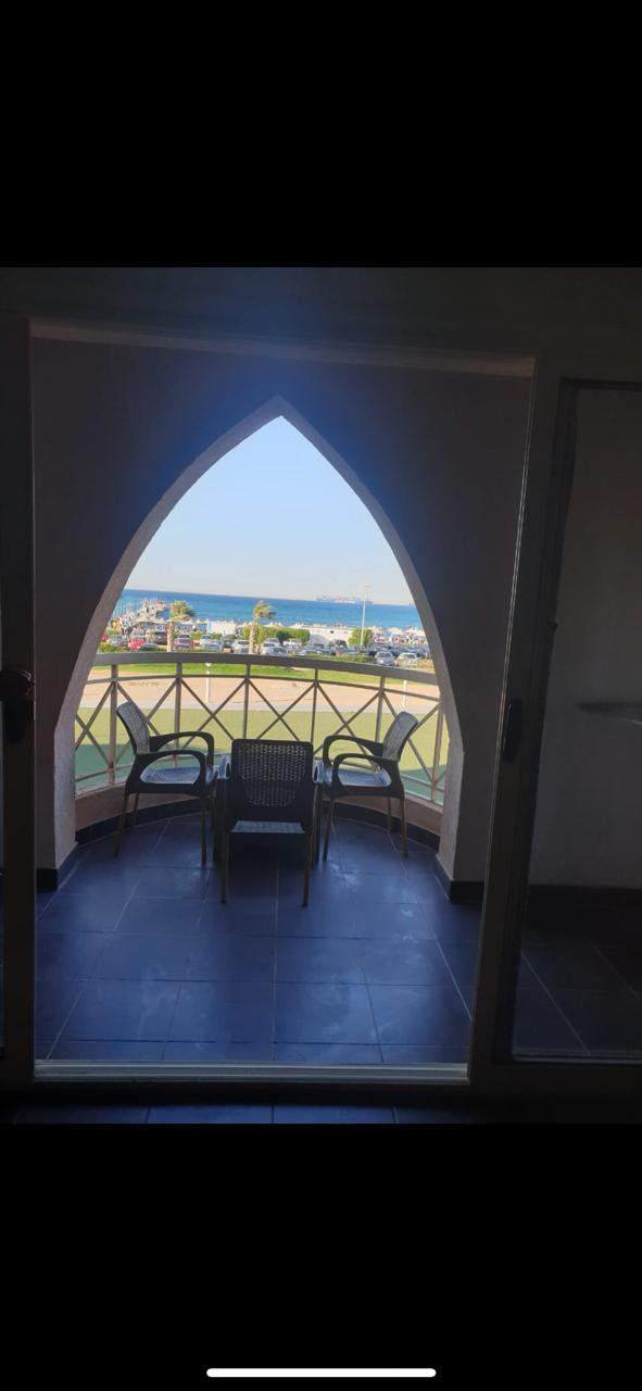 Renzo -   Property 462