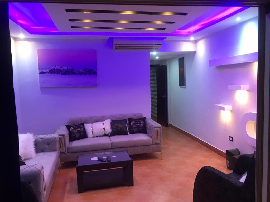 Renzo -   Property 471