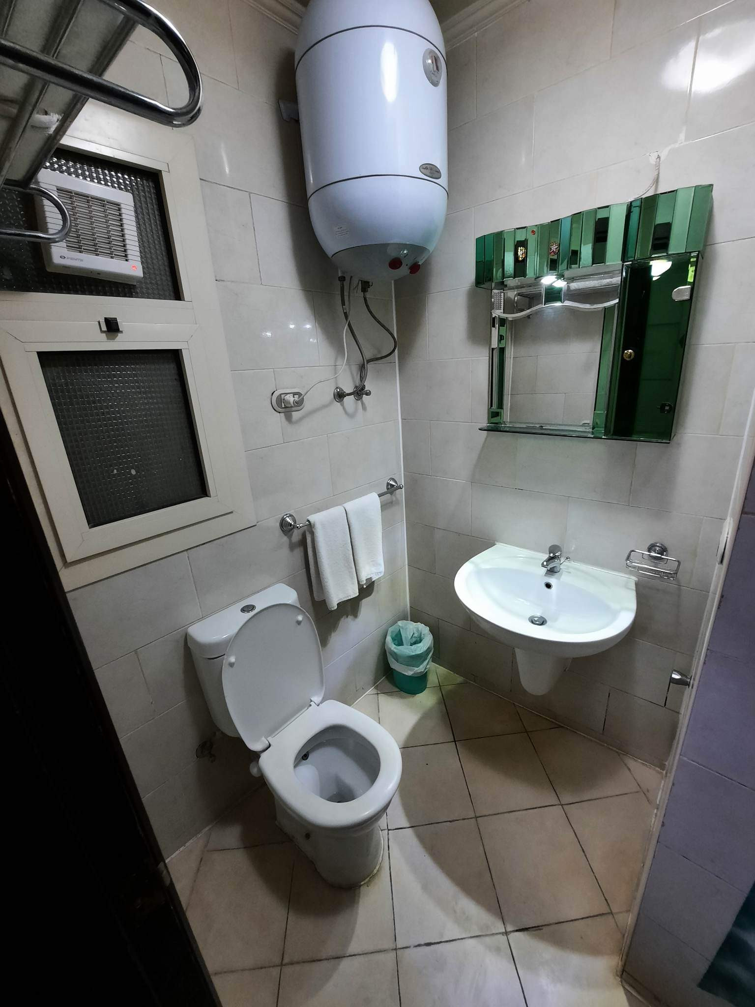 Renzo -   Property 476