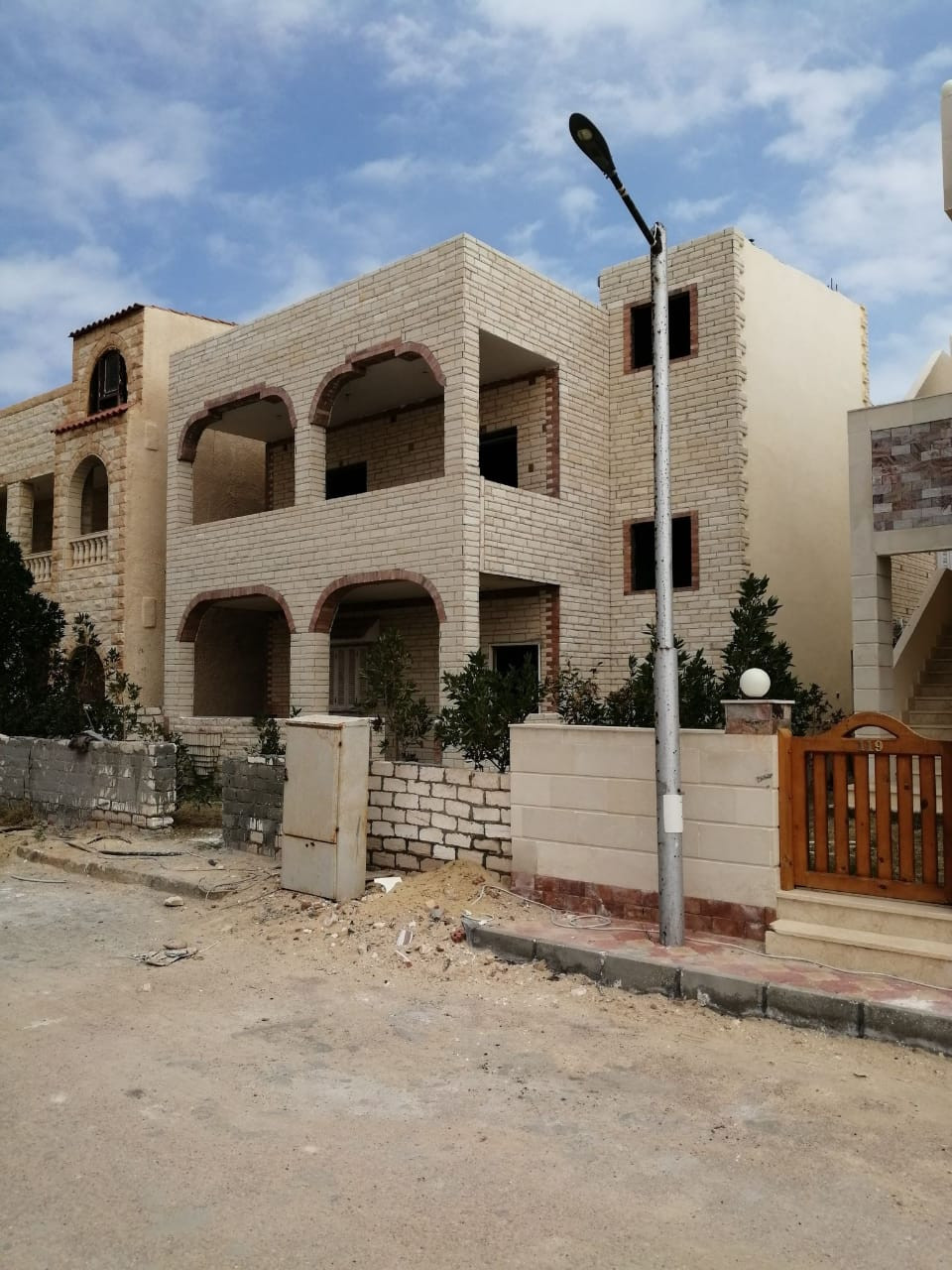 Renzo -   Property 543