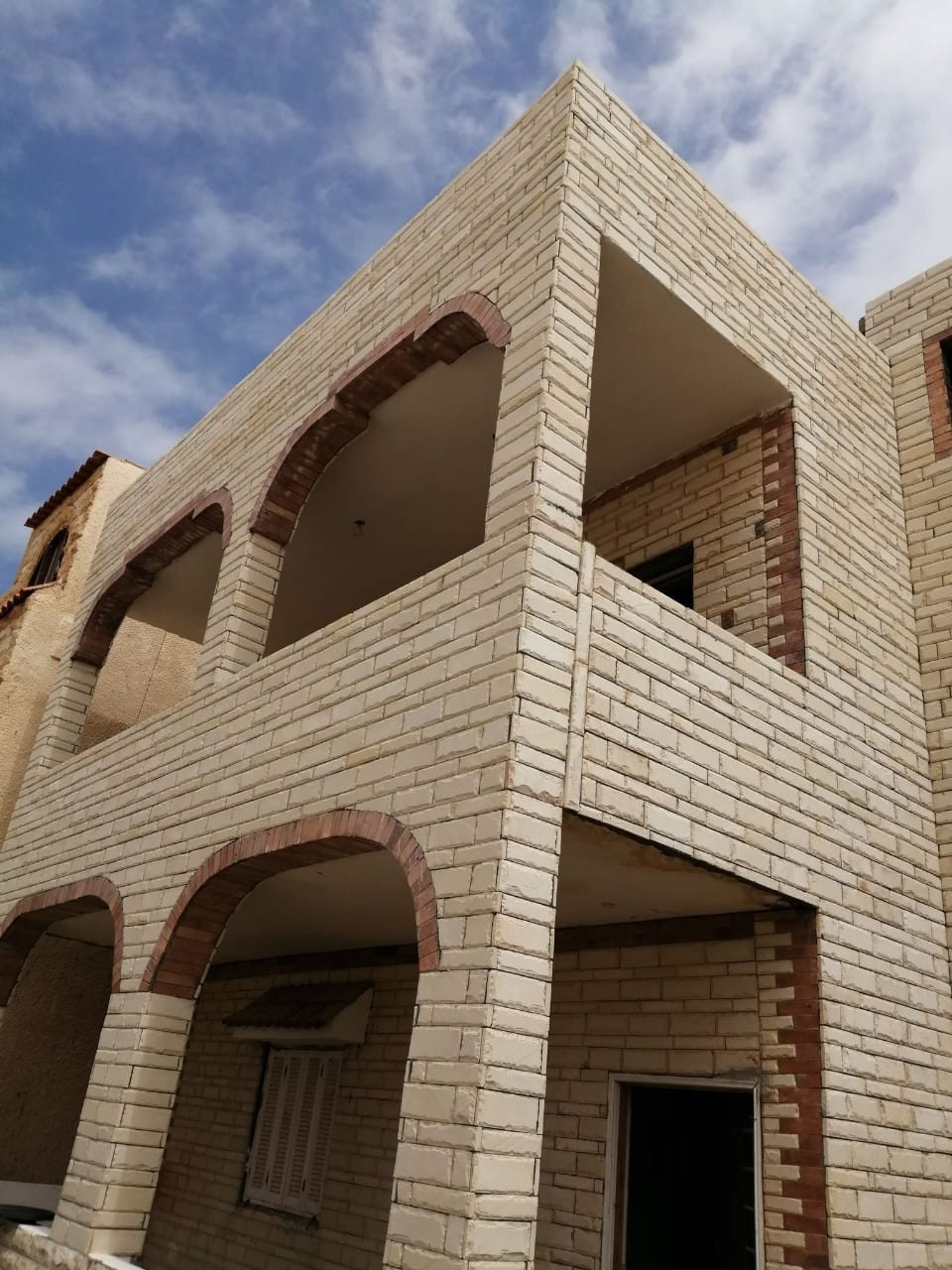 Renzo -   Property 543