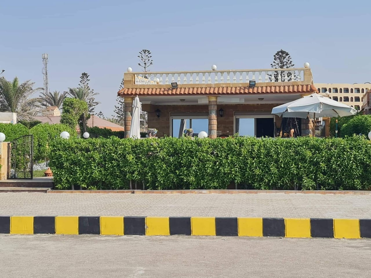 Renzo -   Property 545