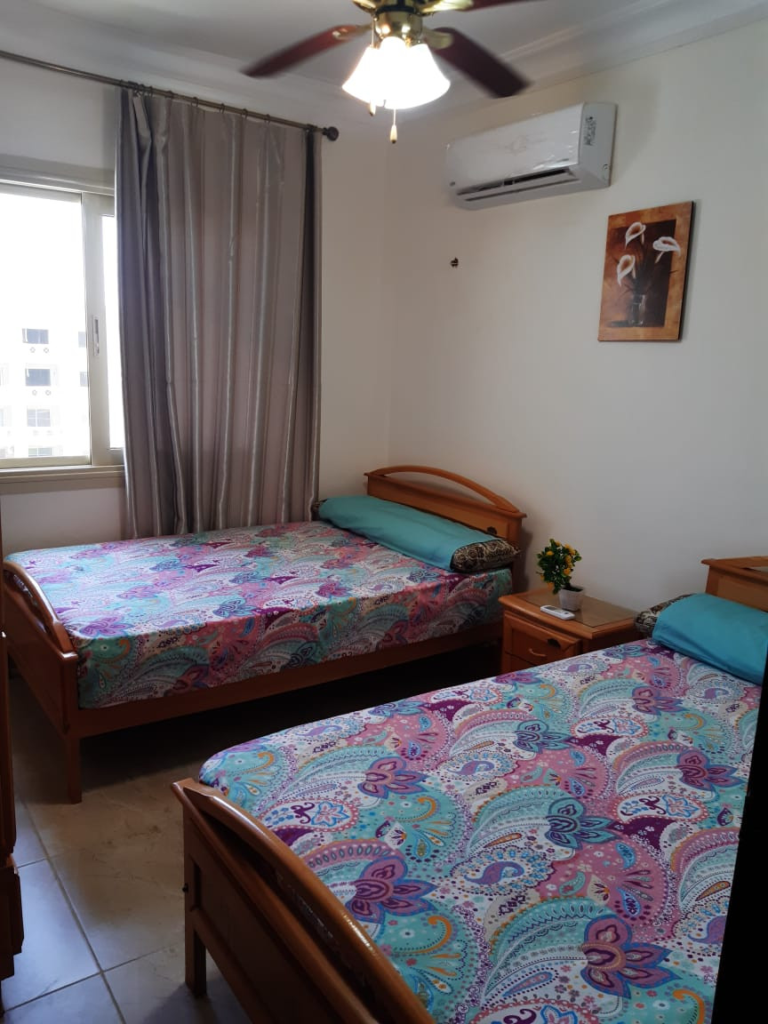 Renzo -   شالية 3 غرف فى ستيلا هايتس