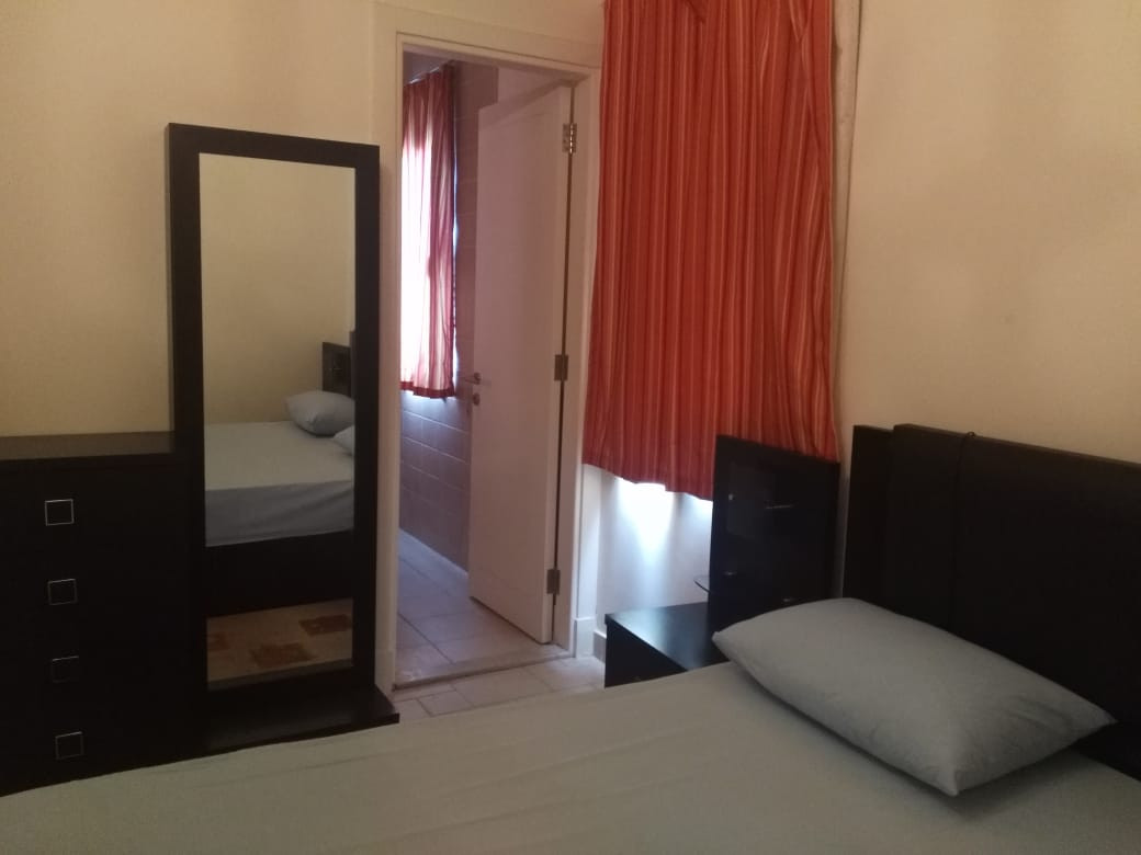 Renzo -   Property 560