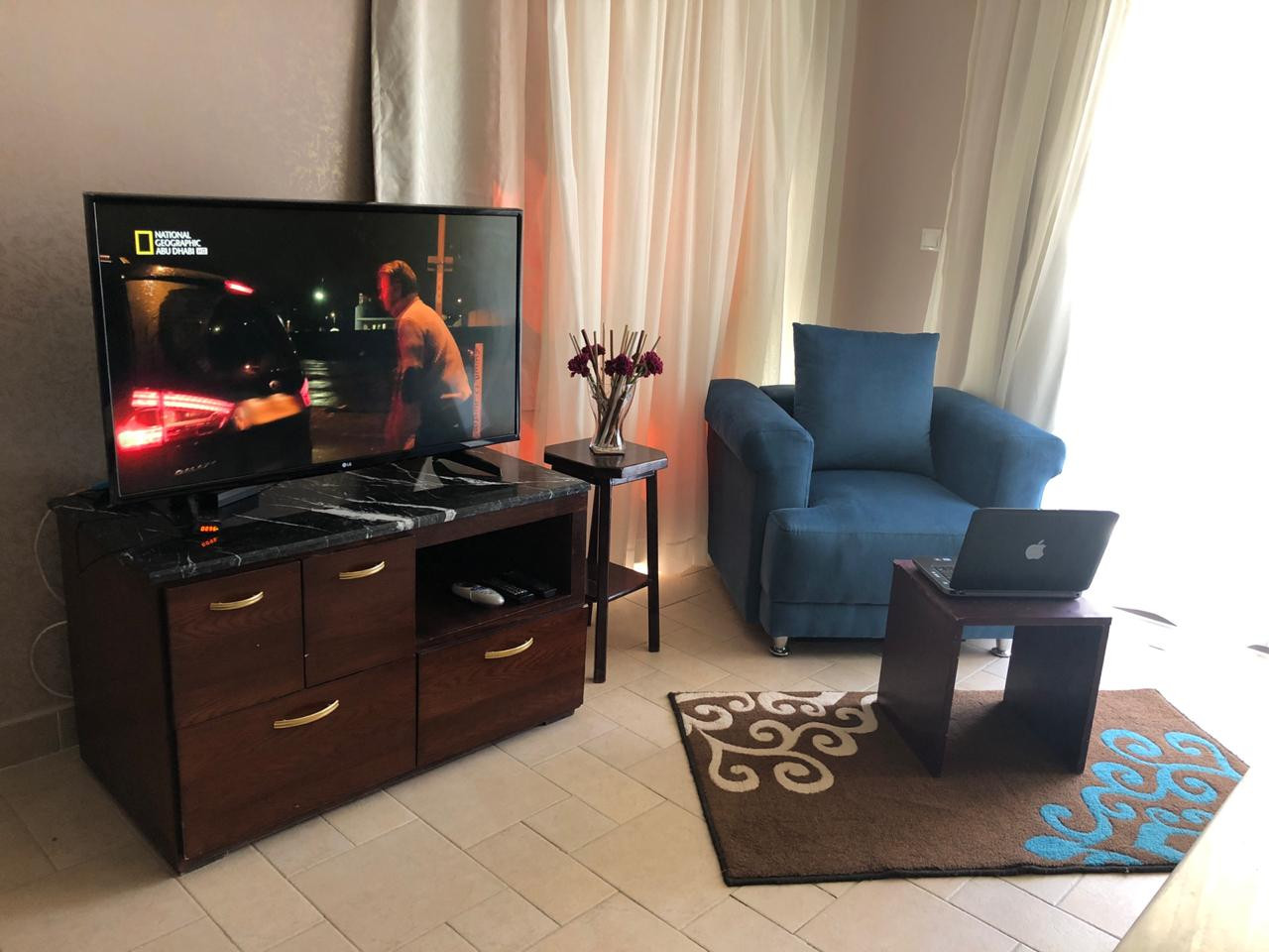 Renzo -   Property 560