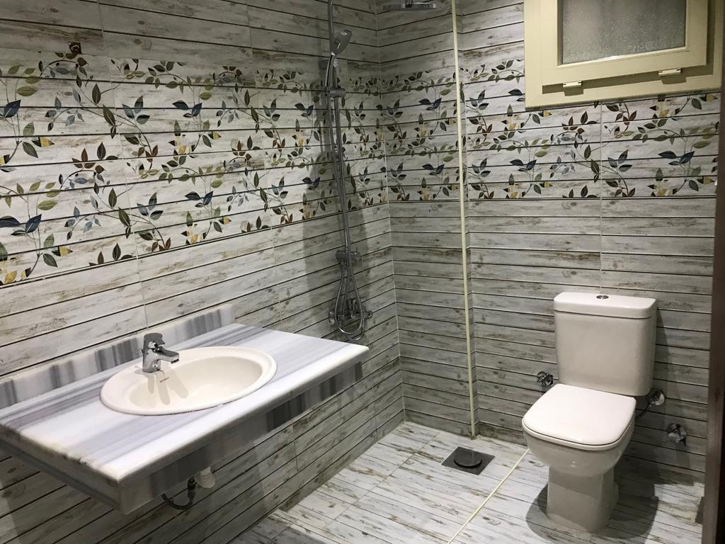 Renzo -   Property 588