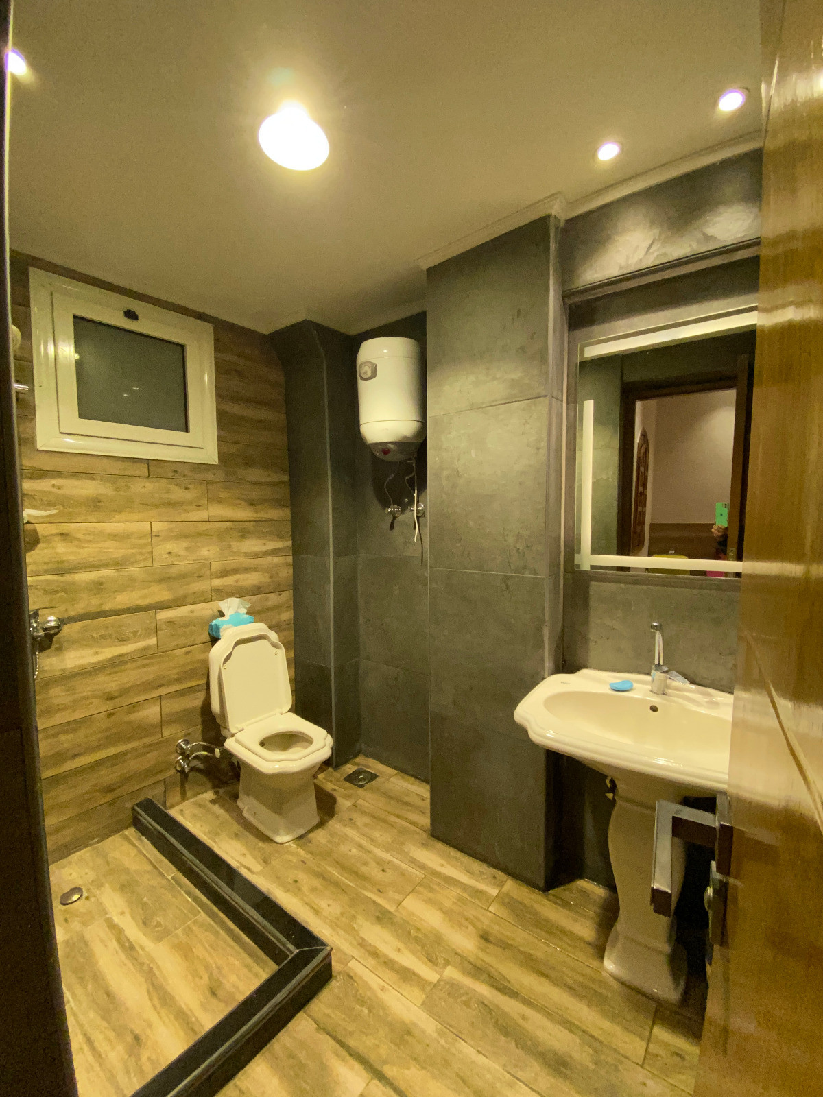 Renzo -   Property 589