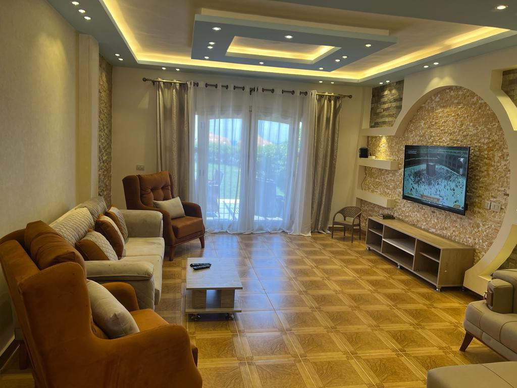 Renzo -   Property 854