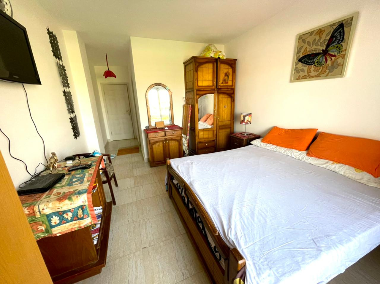 Renzo -   Property 904