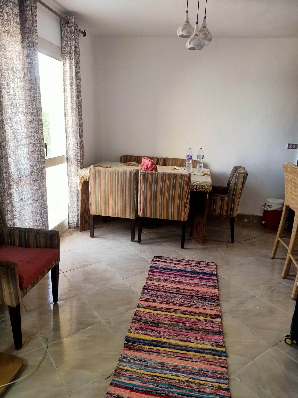 Renzo -   Property 910