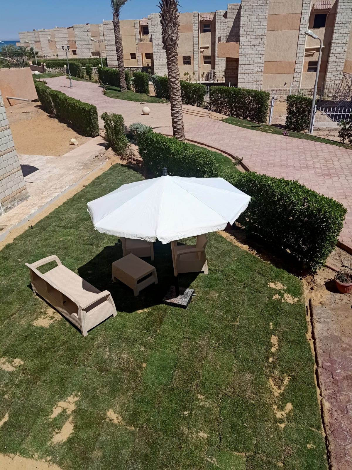 Renzo -   Property 910