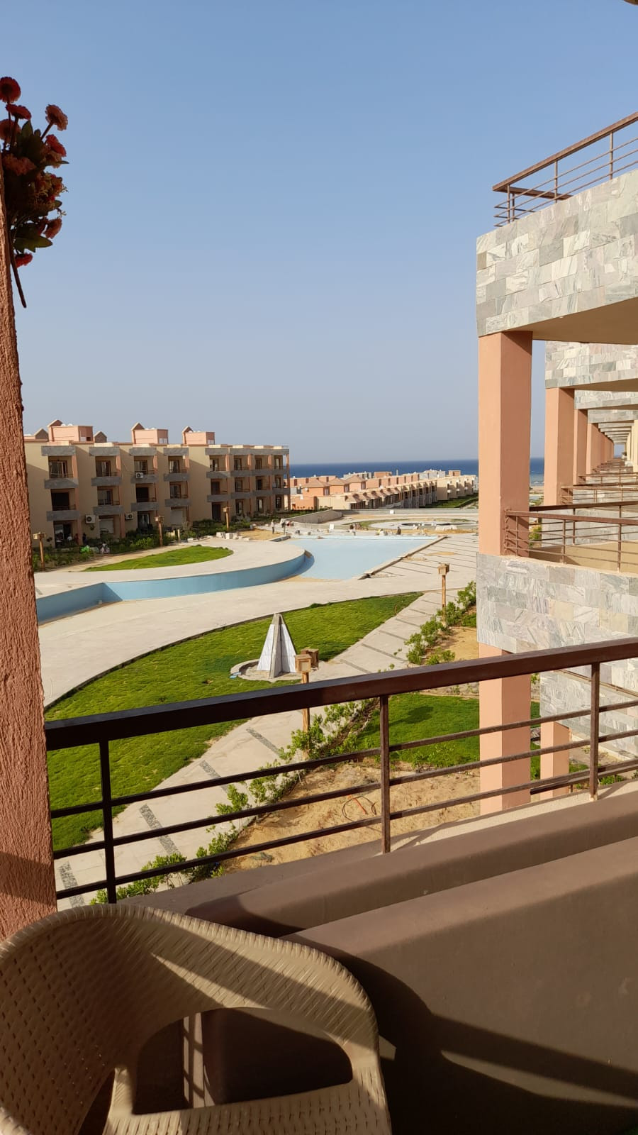 Renzo -   Property 942