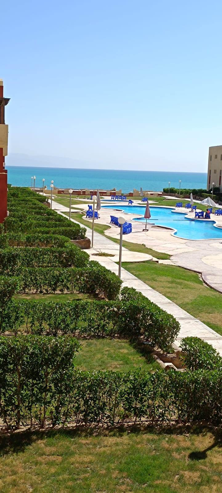 Renzo -   Property 944