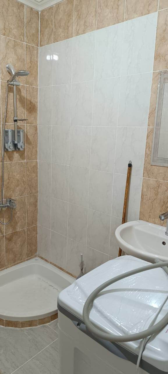 Renzo -   Property 944