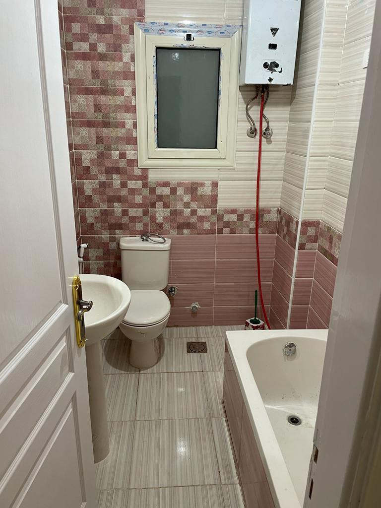 Renzo -   Property 949