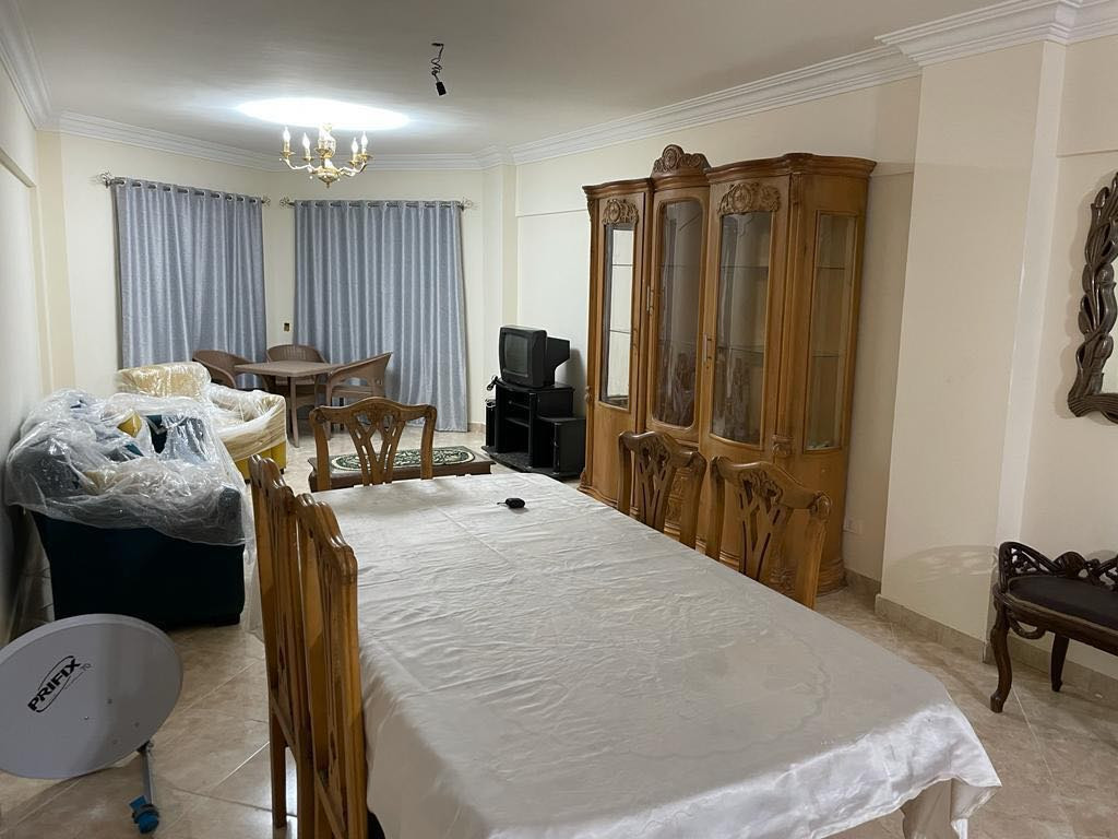 Renzo -   Property 949