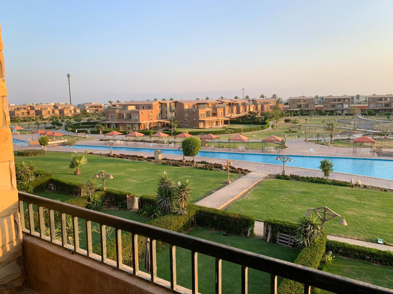 Renzo -   Property 958