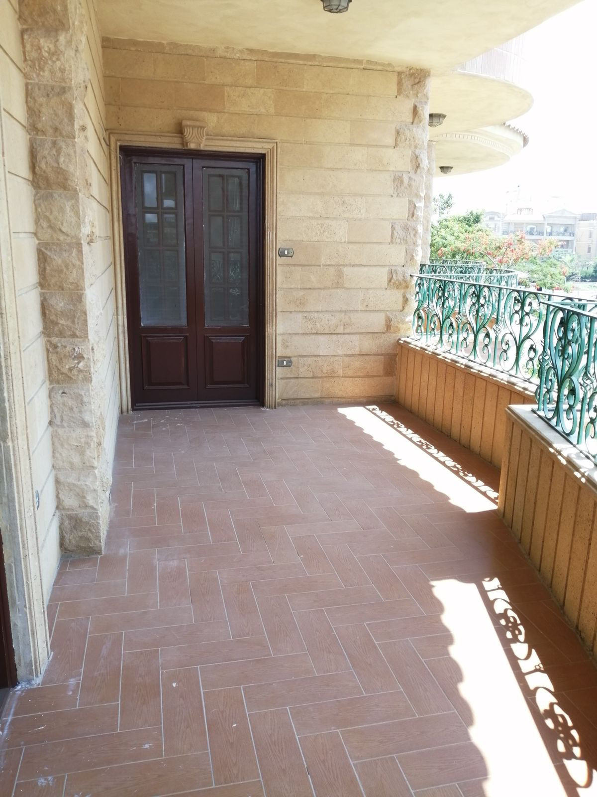 Renzo -   Property 960