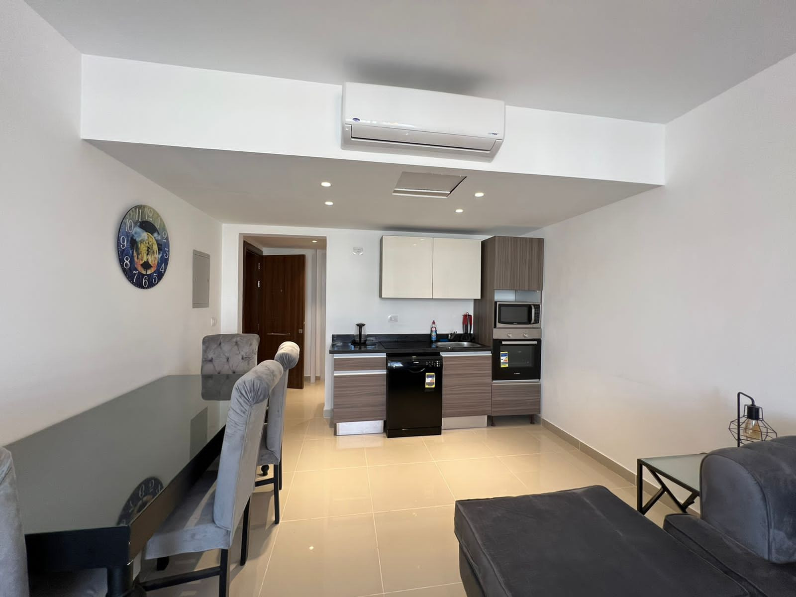 Renzo -   Property 973