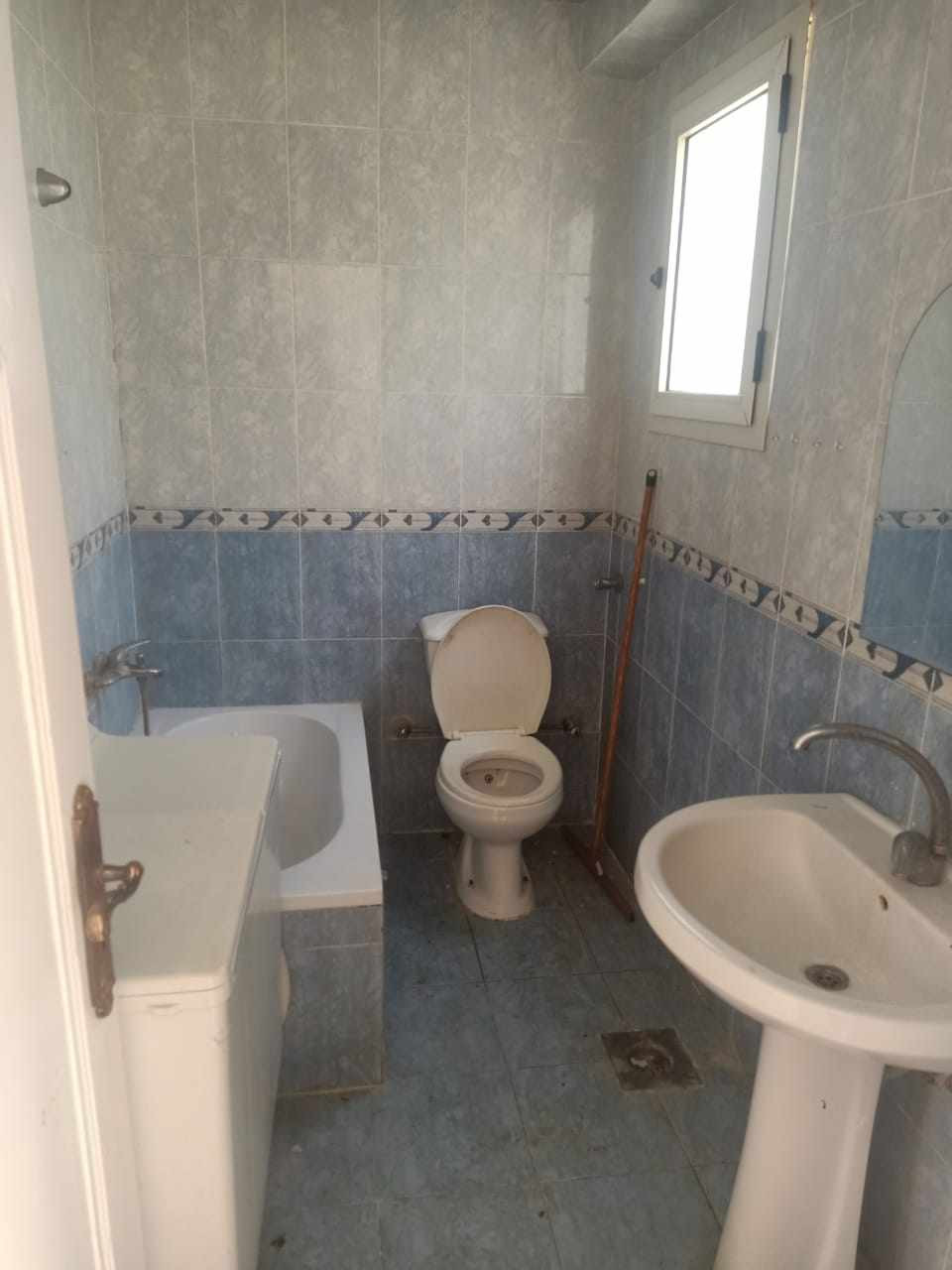 Renzo -   Property 1009