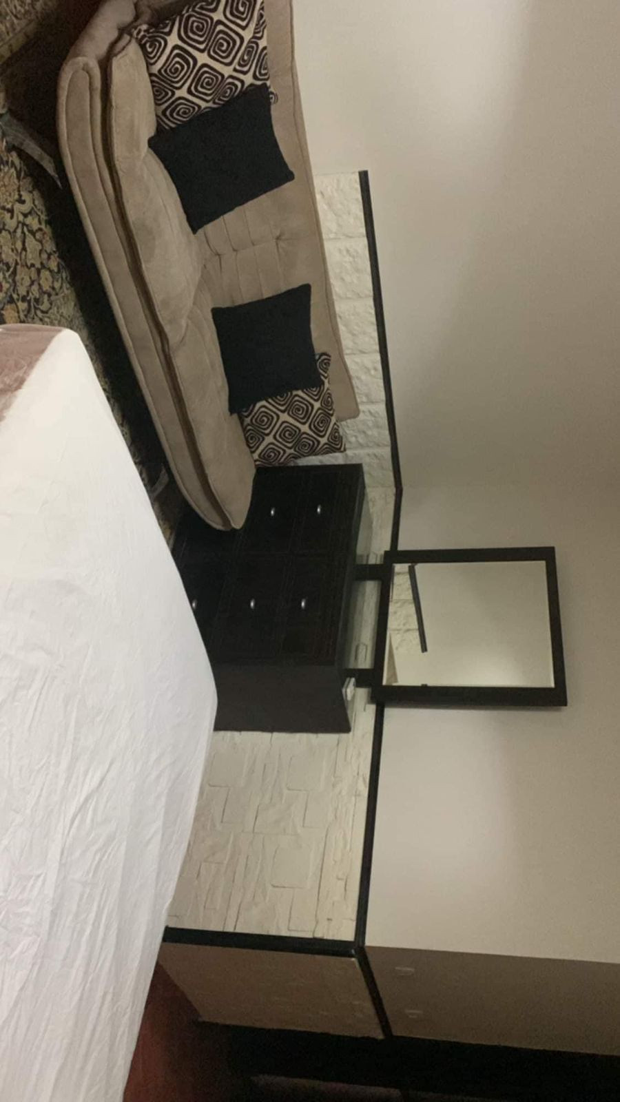 Renzo -   Property 1022