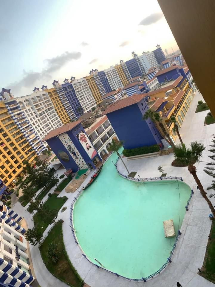 Renzo -   Property 1022