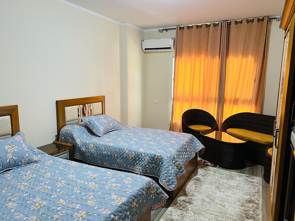 Renzo -   Property 1086