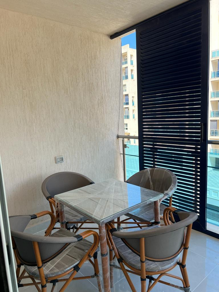 Renzo -   Property 1086