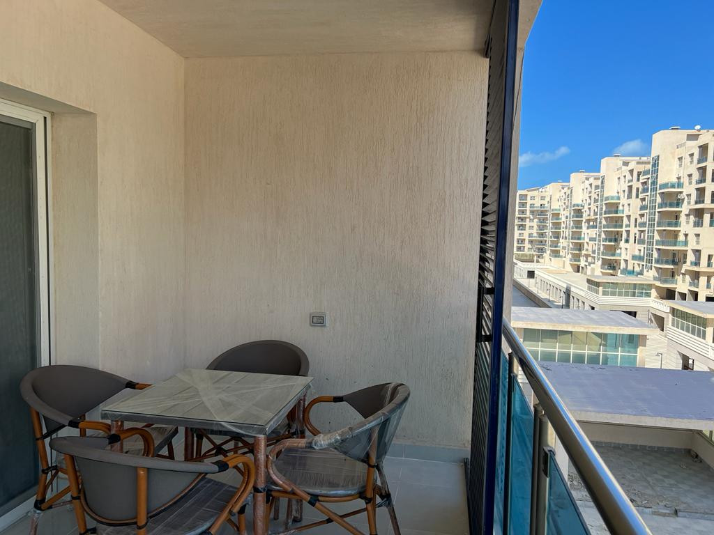 Renzo -   Property 1086