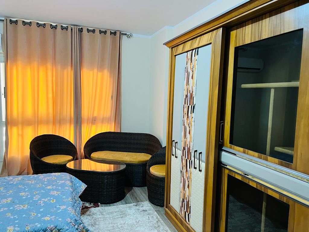 Renzo -   Property 1086