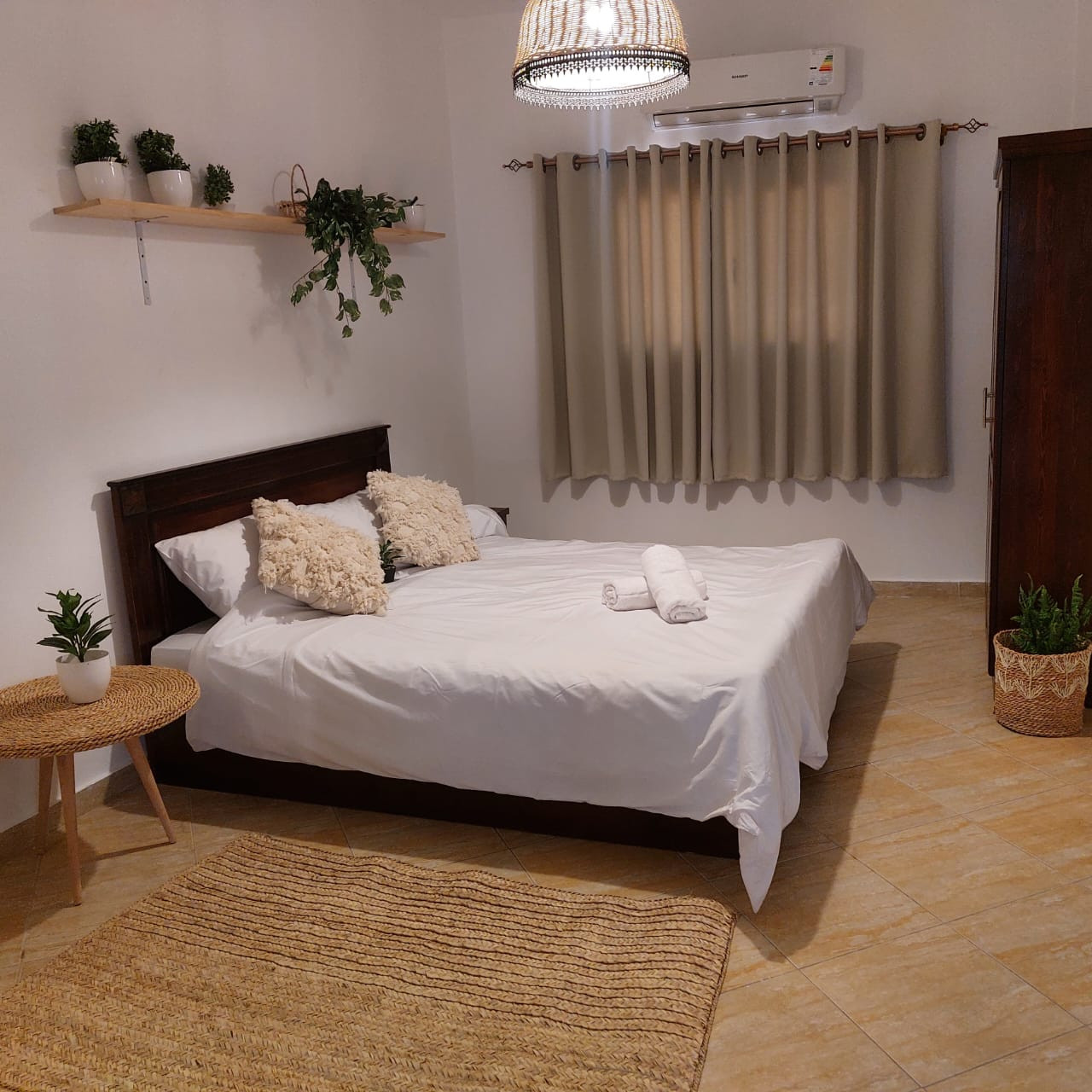 Renzo -   Property 1090