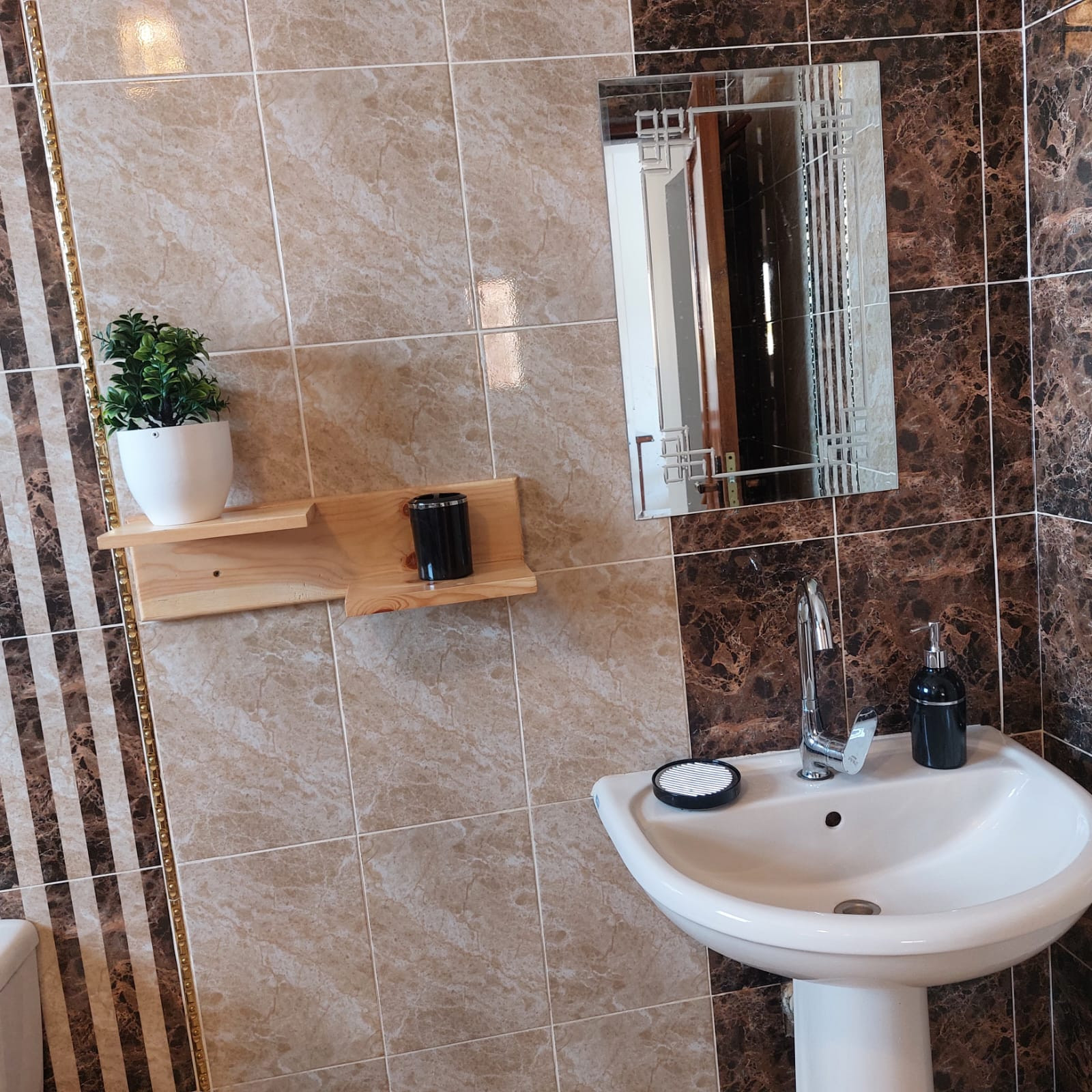 Renzo -   Property 1090