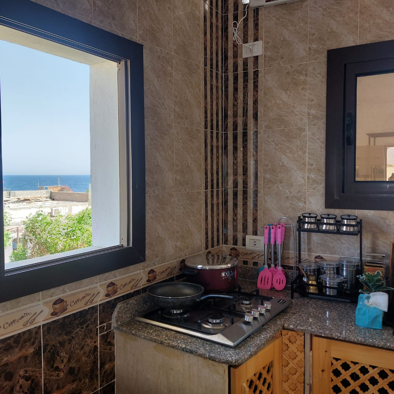 Renzo -   Property 1090