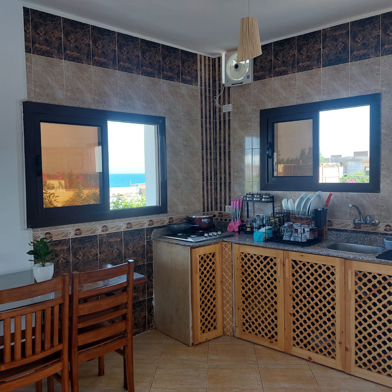 Renzo -   Property 1090