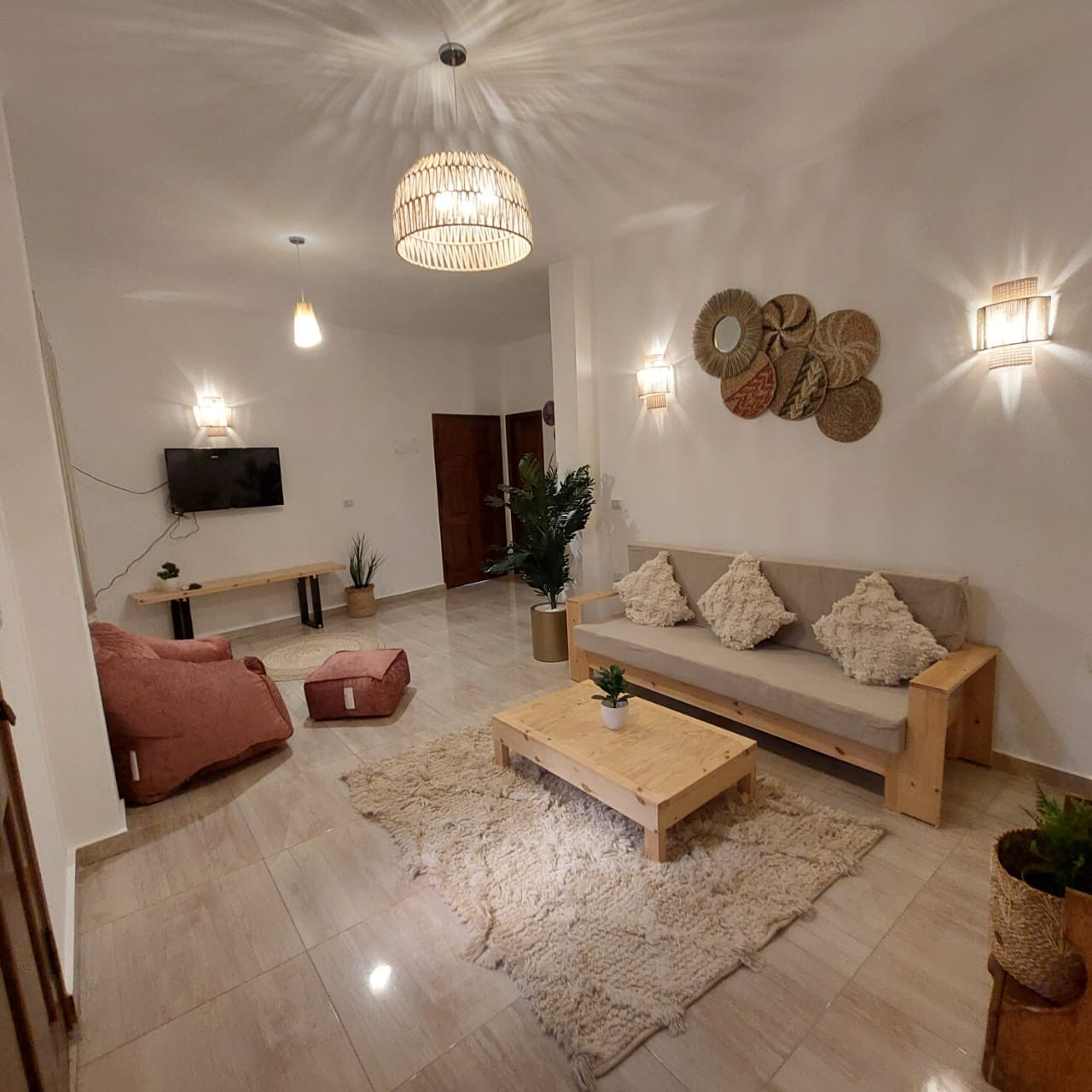 Renzo -   Property 1091