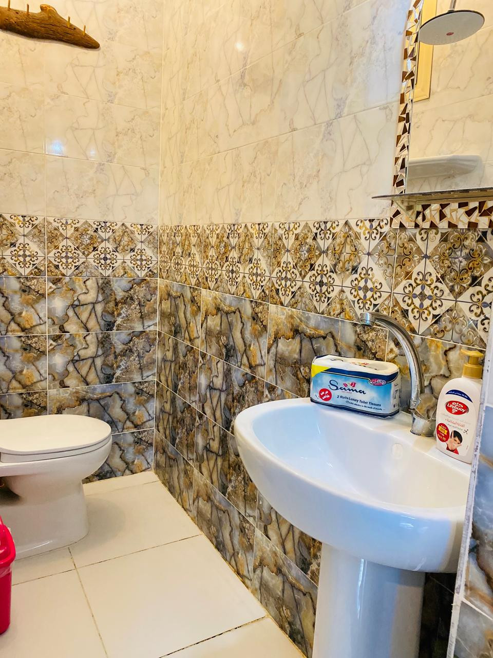 Renzo -   Property 1093