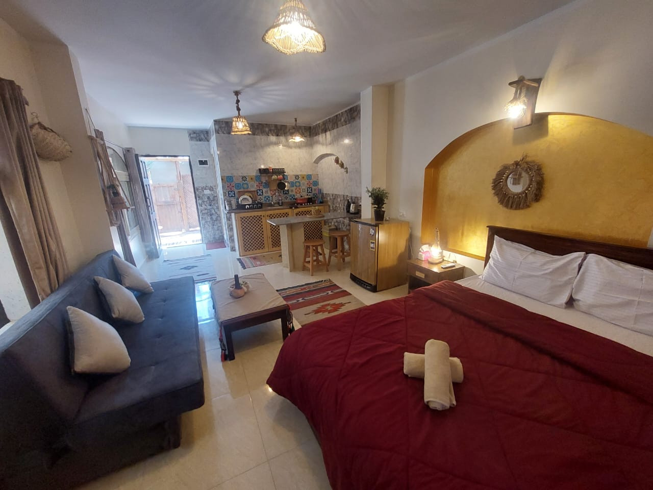 Renzo -   Property 1094