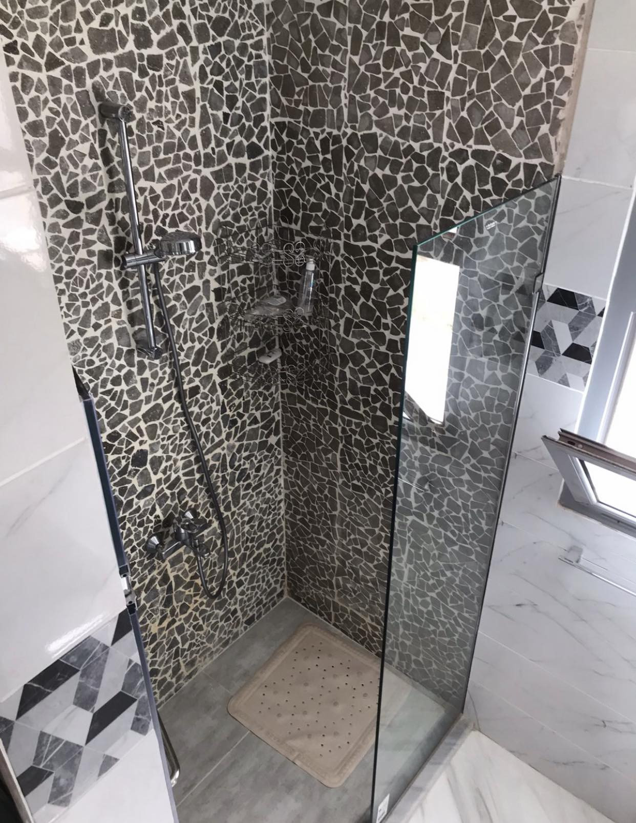 Renzo -   Property 1166