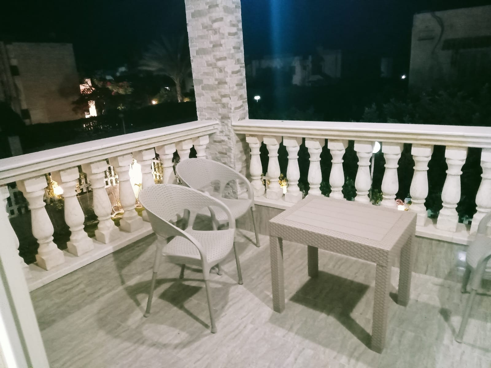 Renzo -   Property 585