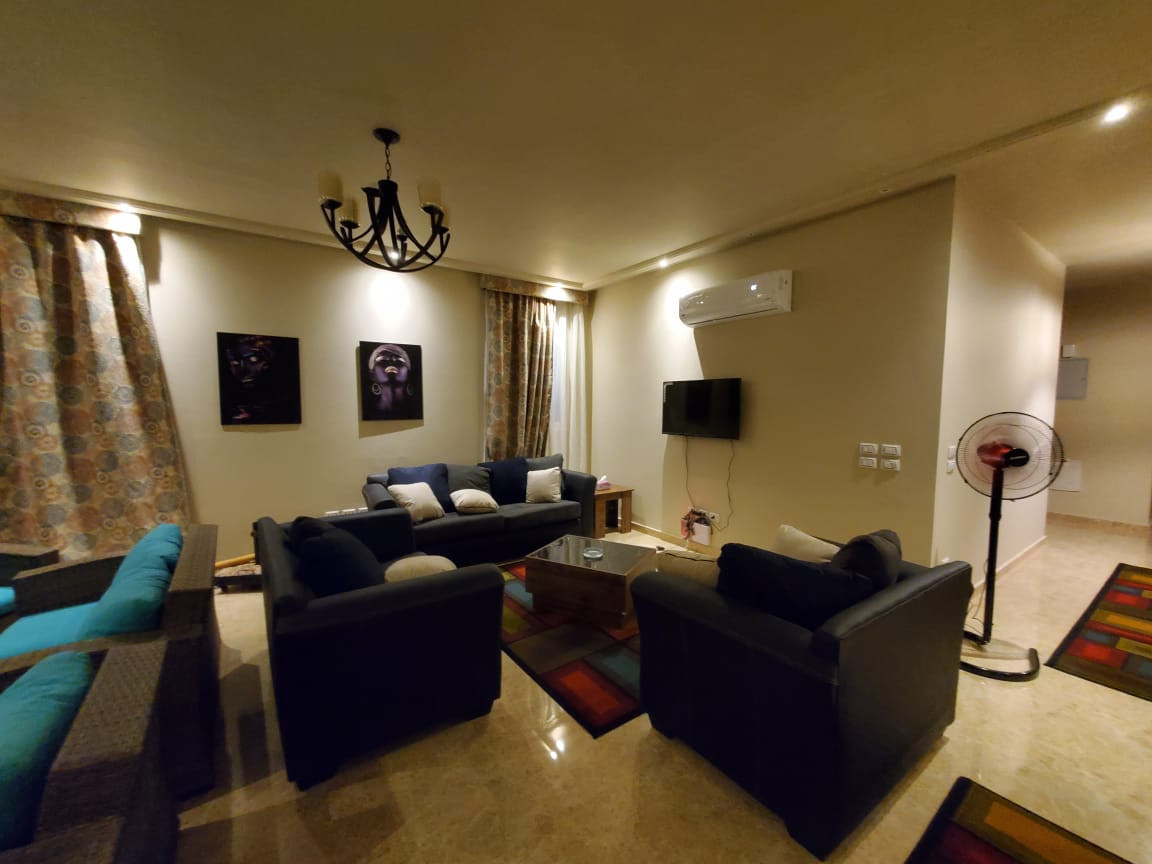 Renzo -   Property 419