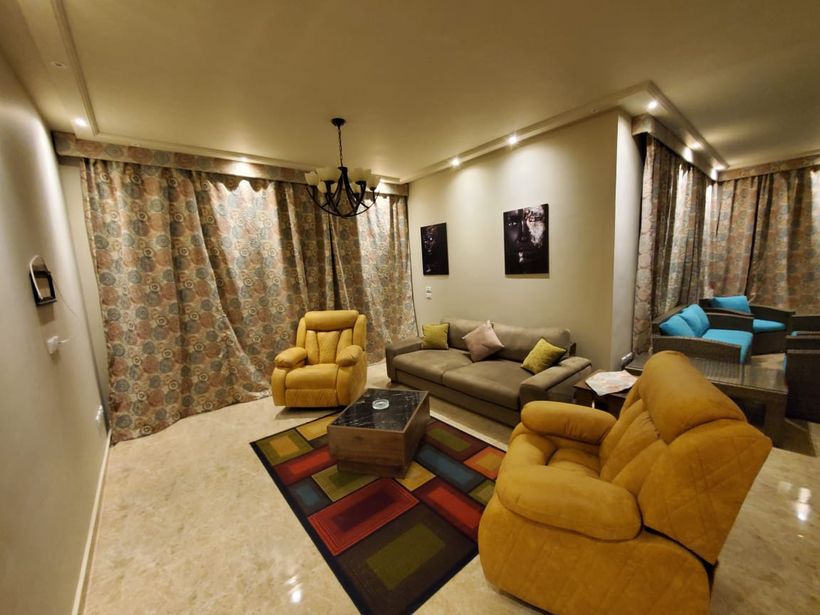 Renzo -   Property 419